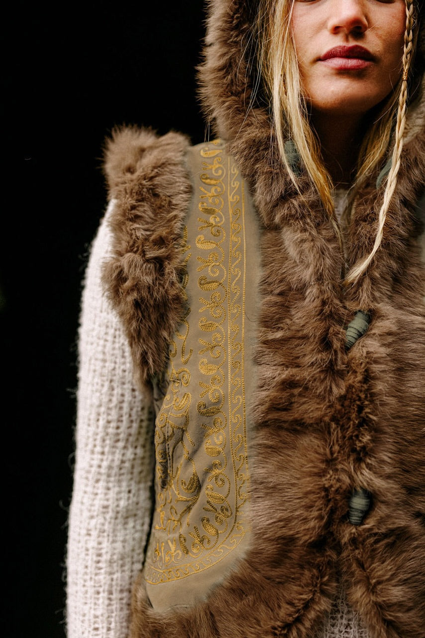 Shakti Vest L