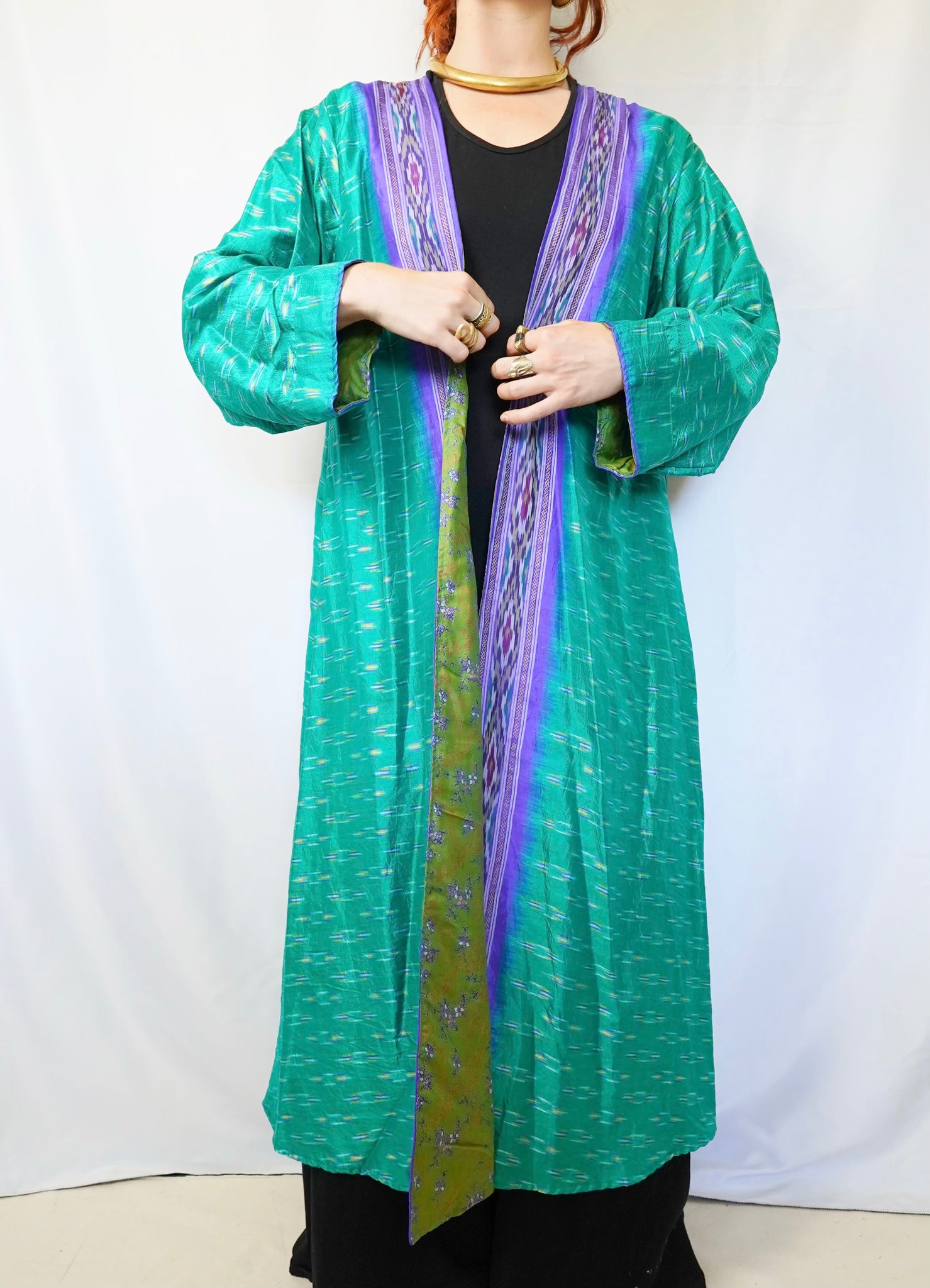 Sahasrara Laxmi Cloak